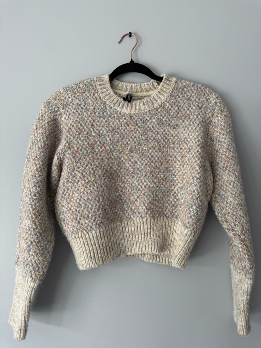Design Lab speckled, cream-colored, cropped crewneck sweater Size: Small - Picture 2 of 2